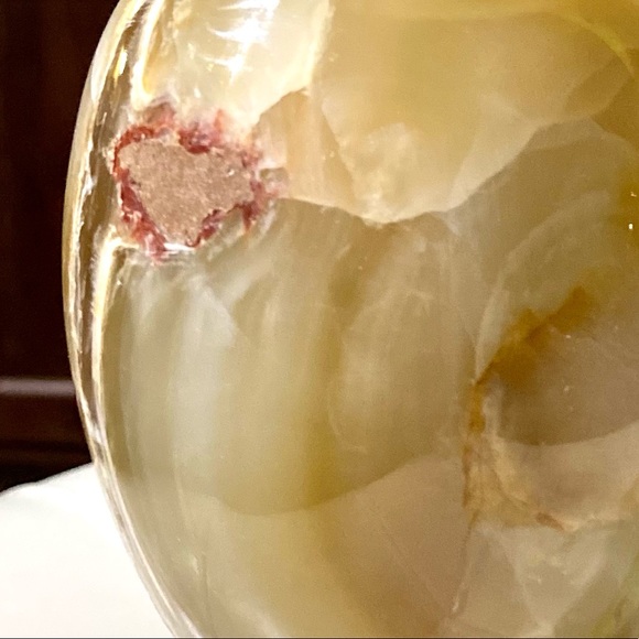 Decorative Onyx Vase 9” Hight hand caved multi-colors - Picture 8 of 10